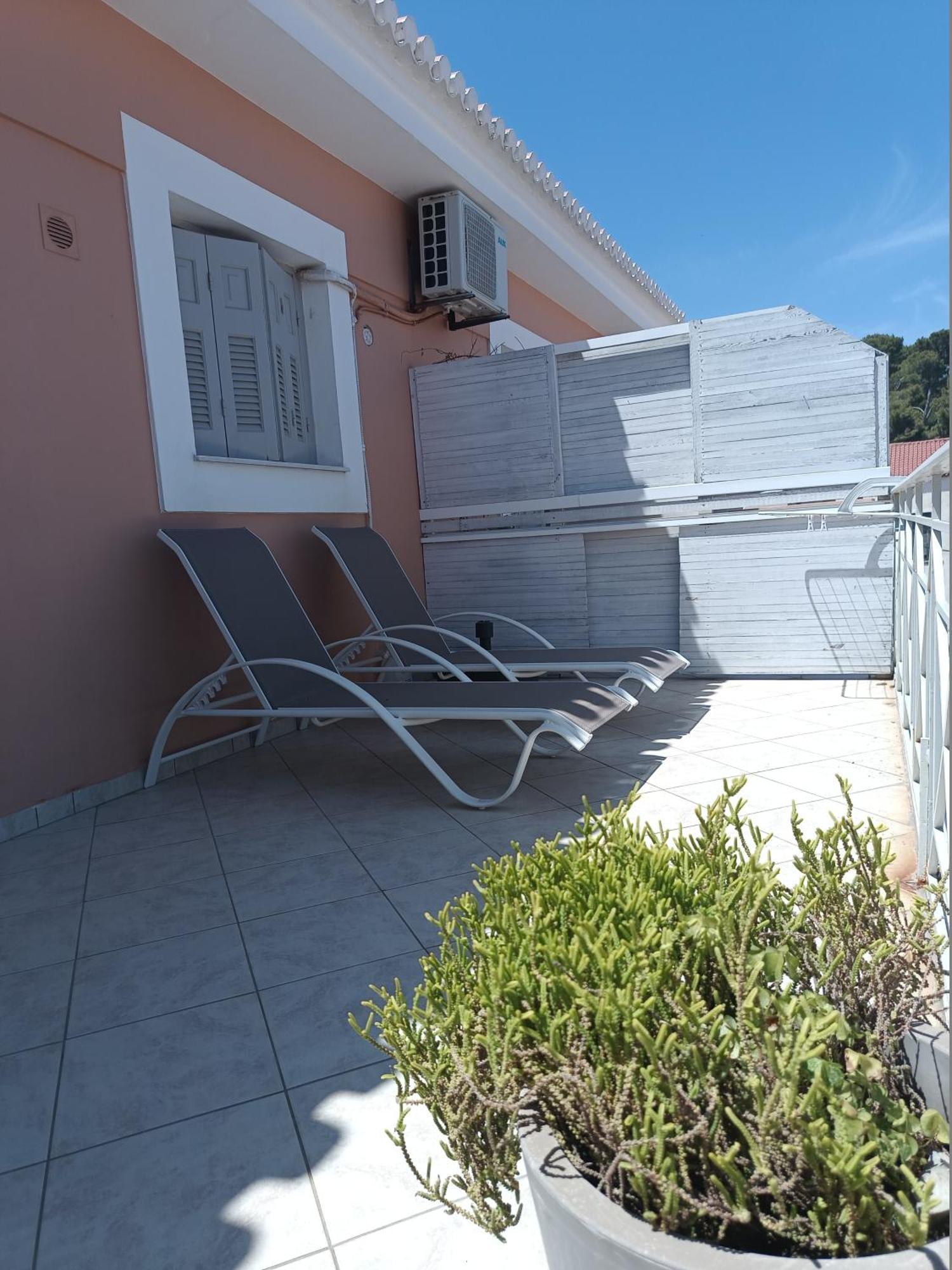 Ta Adelfia Aparthotel Pylos Luaran gambar